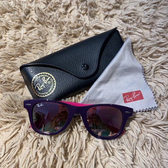 Ray-Ban Junior Kids’ Wayfarer Sunglasses - Picture 2 of 5